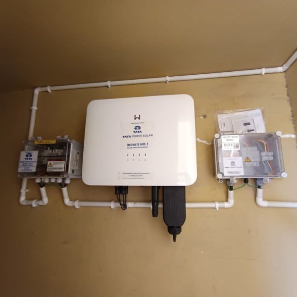 Sustainable solar energy solution with inverter and protection switches